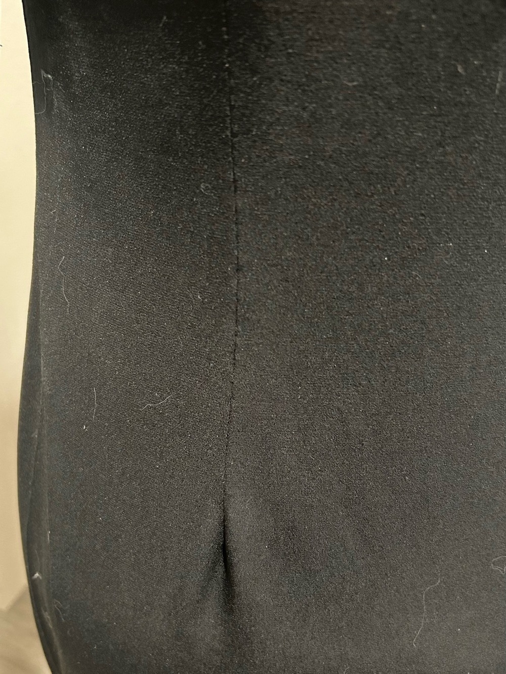 connected apparel Black Ruched Midi Sheath Dress - Picture 6 of 7